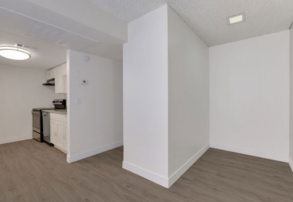 This image displays swimming pool photo of Woodbridge Apartment Homes
