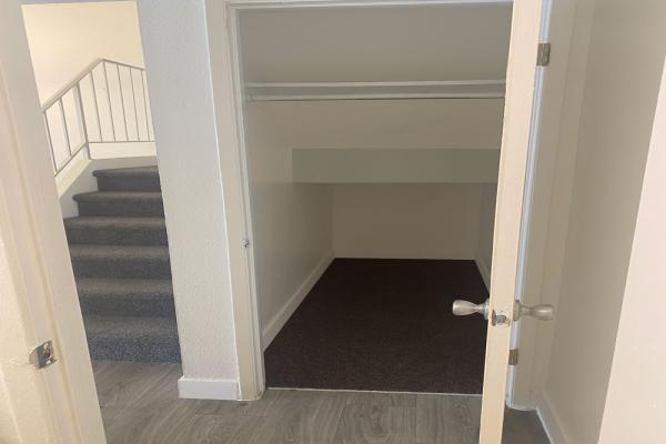 This image is the visual representation of Interior  in Woodbridge Apartments.